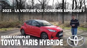 Toyota a également confirmé le dévoilement en 2021 d'un nouveau véhicule hybride rechargeable qui sera commercialisé chez nous en 2022. Toyota Yaris Hybride 2021 La Voiture Qui Consomme Le Moins Youtube