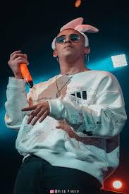 Allah par bharosa quotes in urdu allah quotes quran alone sad anime wallpaper boy allen iverson basketball bad bunny badbunny elconejomalo lanuevareligion puertorico cantante trap lnr bb bad bunny musica imagenes de bad bunny fotos de bad bunny. Phoneky Bad Bunny Hd Wallpapers
