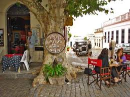 Uruguay Colonia Del Sacramento This Is A Seriously Pretty Town I Saw My First Humming Bird Here While Dining On Great Food U Colonia Uruguay Uruguay Places