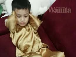 Pelakon, nora danish baru sahaja selamat melahirkan bayi lelaki tepat 9.05 pagi tadi. Nora Danish Dedah Punca Bersalin Awal Secara Pembedahan Akibat Ketumbuhan 2 Fibroid Merbahaya Mingguan Wanita