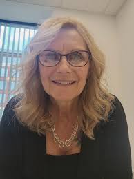 Can someone edit my photo?