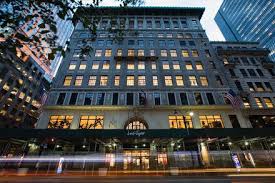 Amazon Sticks With Office Expansion Plans In New York And Elsewhere In 2020 The Expanse Ferry Building San Francisco New York Post