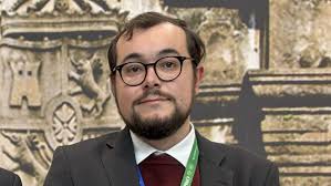 Centro Diego de Covarrubias incorpora a Benjamín Santamaría a su junta