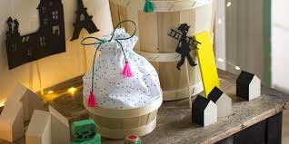 La livraison est gratuite en point relais, dès 60€ d'achats ! Diy Chambre D Enfant Fabriquer Des Paniers De Rangement Avec Des Cagettes En Bois Marie Claire