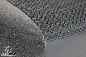 2003 2004 chevy avalanche ls z71 z66 cloth seat cover driver bottom dark gray w graphite insert 40 20 40 richmond auto upholstery 2003 2004 chevy avalanche ls z71 z66 cloth seat cover driver bottom dark gray w graphite insert 40 20 40