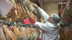 Fete du jambon bayonne 2019. Pays Basque L Igp Jambon De Bayonne Aura Un Nouveau Logo Lci
