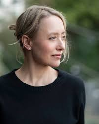 Elisabeth Eaves (@elisabetheaves) • Instagram photos and videos