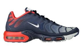 Nike Air Max Plus Midnight Navy White University Red 1