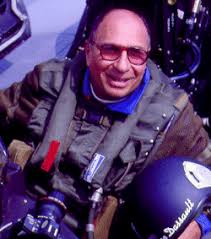 L'engagement n'est rien sans force de conviction. Serge Dassault Retires As Chairman News Flight Global