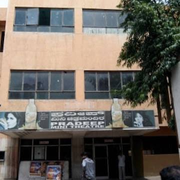 Pradeep Theatre in Kalasipalyam,Bangalore - Movie Theatre near you - Cinema Halls near me in Bangalore - Justdial