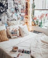 Que Tal Essa Decoracao De Quarto Dorm Room Diy Dorm Room Decor Cute Dorm Rooms