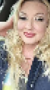 Brittney McCarthy (@miccfit_)