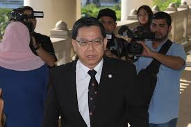 Banker roger ng asked for the foreign bribery case against him to be dismissed, saying he warned the bank not to do business with malaysian financier jho low. Former Goldman Sachs Banker Agrees To Face 1mdb Related Charges In Us The Mole