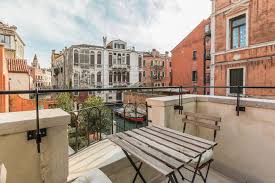 Elegante wohnung in venedig in der nähe von fährterminal. Palazzo Morosini Degli Spezieri Wohnungen In Venedig Palazzo Morosini Degli Spezieri