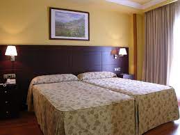 Amazing hotel in the center of madrid. great location including two metro stations. Zimmer In Einem Vier Sterne Hotel In Avila Hotel Ii Castillas Avila Offizielle Website