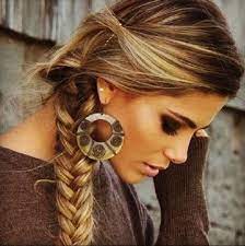 Comment Faire Une Coiffure En Couronne Tressee Coiffure Cheveux De Princesse Coiffure Et Beaute