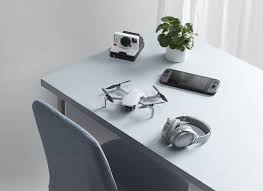 Impressive image quality, stunning footage, and creative videos are just a few taps away. Dji Mini 2 Fly More Combo Drone Parts Center