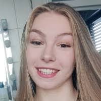 Melissa Eley's Instagram, Twitter & Facebook