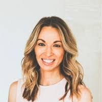 Natalie Luttrell's Instagram, Twitter & Facebook