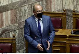 Κατά την ενημέρωση των πολιτικών συντακτών και κληθείσα να σχολιάσει σχετικά σενάρια, ανέφερε: R7sckziszmcs5m