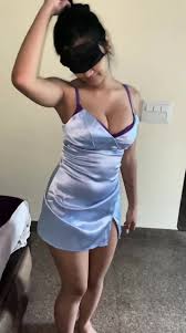 Indian Masked Girl Viral HINDI LANGUAGE CHUDAI Mask wali Larki ki chudia  Indian Bhabhi