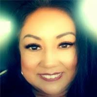 Anna Vallejo's Instagram, Twitter & Facebook