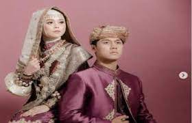 Liputan6.com, jakarta hot issue di indosiar ditayangkan setiap akhir pekan. Link Live Streaming Indosiar Lamaran Takdir Cinta Lesty Kejora Dan Rizky Billar 13 Juni 2021
