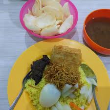 7 Menu Sarapan Khas Yang Wajib Kamu Coba Di Makassar
