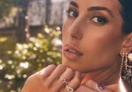 8 Unknown Facts About Ines de Ramon, Brad Pitt's Girlfriend