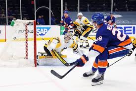 New york evened the series in overtime in game 2 after getting outplayed in game 1, but matt russell is turning toward the total to find value. Nhl Playoffs Islanders Oust Penguins With Win In Game 6 To Face Bruins The Athletic