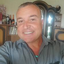 Did you pass your driving test first time? 🚗💨👀 The legendary Benny Hill  demonstrates some perfect driving 😅 Stay tuned here