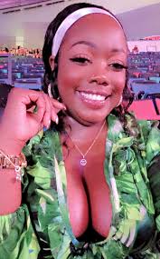 Pick a Number 1-100 Pick my Favorite Number and Win This Brush Set I will  Announce the Winner at 12 Pick up at The Dollhouse 🏩🩷 Had to redo the  Contest bc