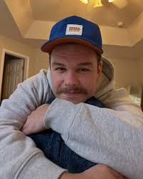 Happy Birthday to my seeeeeester💜 she is all things fun and loud while  also being all things clean and organized! Get you a girl that can do both!  We should all take