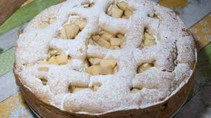 Amalgamare per bene i due ingredienti con una spatola da cucina, unire le due intere e mescolare con cura. Pasta Frolla Montata Cuor Di Mela Torta Di Mele Youtube