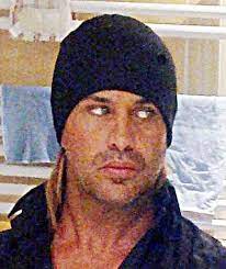 Necati neco arabaci (born 1964 or 1965) is a turkish businessman and criminal, who was formerly active in cologne, germany and has been referred to as the boss of bosses. Koln Rocker Boss Neco Soll Hinter Falsche Polizisten Masche Stecken Regional Bild De