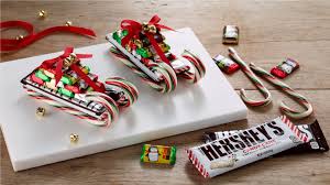 Christmas candy, however, is in a holiday dessert league of its own. Candy Cane Sleigh Crafts