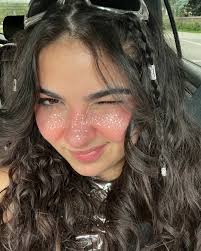 Anna Gauthier (@annagauthierz) • Instagram photos and videos