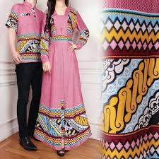 7 Style Baju Couple Kondangan Yang Serasi Dan Wajib