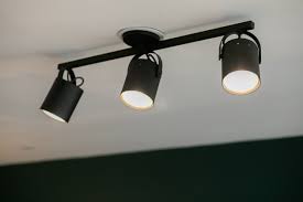 Iluminacion Con Spots Lamparas Decorativas Iluminacion De Fachada Iluminacion Diseno De Iluminacion