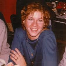 Diana Hanson's Instagram, Twitter & Facebook