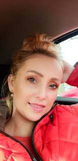 Sandra VARA (@Sandra__Vara)