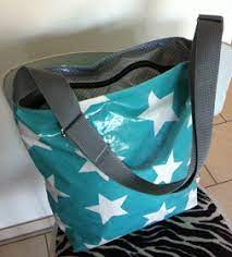 Die einfache tasche aus wachstuch ist mit einem schönen innenfutter ausgestattet. Schon Lange Wollte Ich Mir Mal So Eine Tasche Nahen Und Da Bin Ich Auf Der Suche Nach Einem Schnittmuster Und Dem Wach Wachstuch Taschen Taschen Nahen Taschen