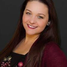 Alyssa Ainsworth's Instagram, Twitter & Facebook