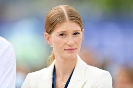 Így neveli gyermekeit egy milliárdos: Bill Gates lánya, Jennifer 106  milliárd dolláros örökségre számíthat, de addig sem ül a babérjain