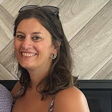 Nicole Malik's Instagram, Twitter & Facebook