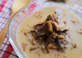 Coto makassar atau coto mangkasara adalah makanan tradisional makassar, sulawesi selatan. Resep Coto Makassar Anti Gagal