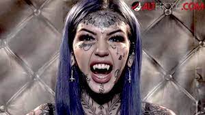 HO HUNTERS - Tattooed Ghost Amber Luke wants to Fuck - Pornhub.com