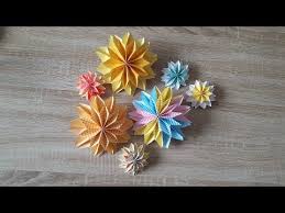 Diy Wanddeko Papierblumen Basteln Easy Paper Flower Wall Decoration Wall Art Youtube Paper Flower Tutorial Origami Flowers Paper Flowers