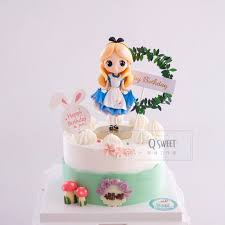 instagram 上的q sweet 翻糖工作室 小時候一直以為愛麗絲的主題曲是垃圾車那首嗎 給愛麗絲 desserts cake sweet