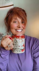 14 days til Christmas! Where has this year gone?? Well. Here is to a  weekend of trying to get festive😂⛄🎅❄🎄 have a great Friday all!☕☕☕❤❤❤